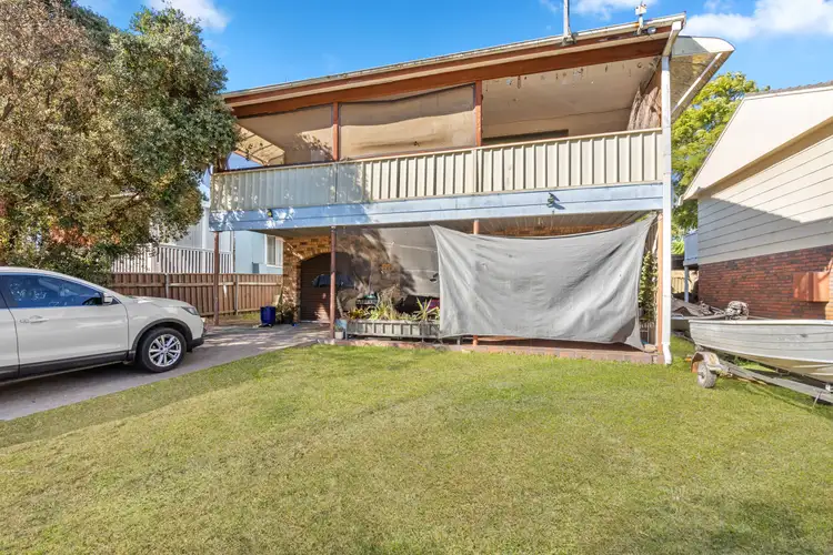 7 Murrumbong Road, Summerland Point NSW 2259