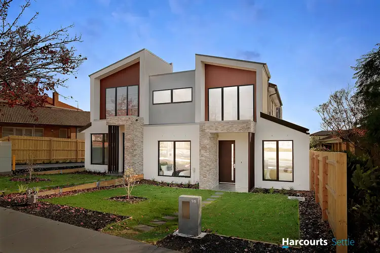 1/5 Aikman Crescent, Chadstone VIC 3148