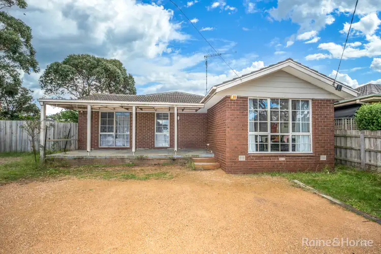 62 Keith Avenue, Sunbury VIC 3429
