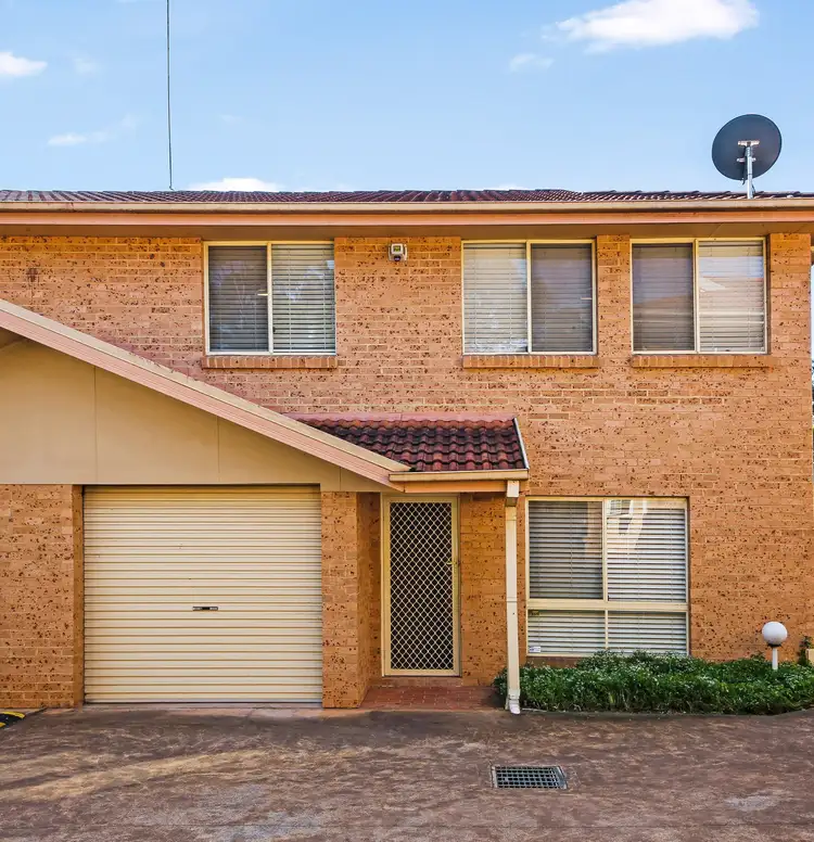 4/25 Hillcrest Road, Quakers Hill NSW 2763