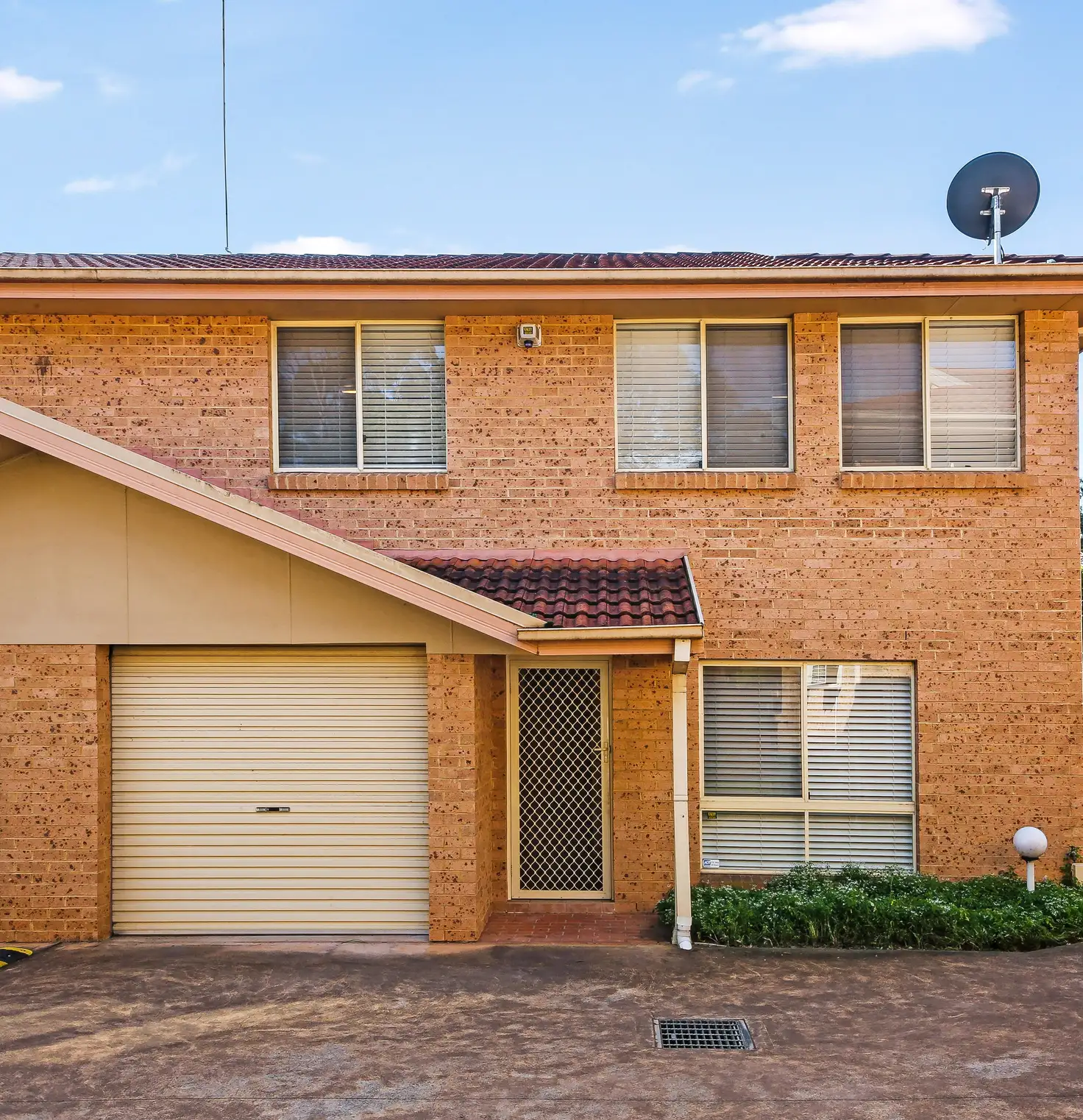 Main view of Homely townhouse listing, 4/25 Hillcrest Road, Quakers Hill NSW 2763