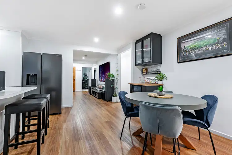 Fifth view of Homely house listing, 32 Toirram Crescent, Cranbourne VIC 3977