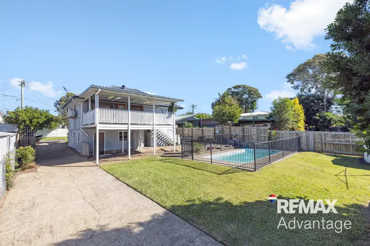 11 Bushing Street, Wynnum West QLD 4178