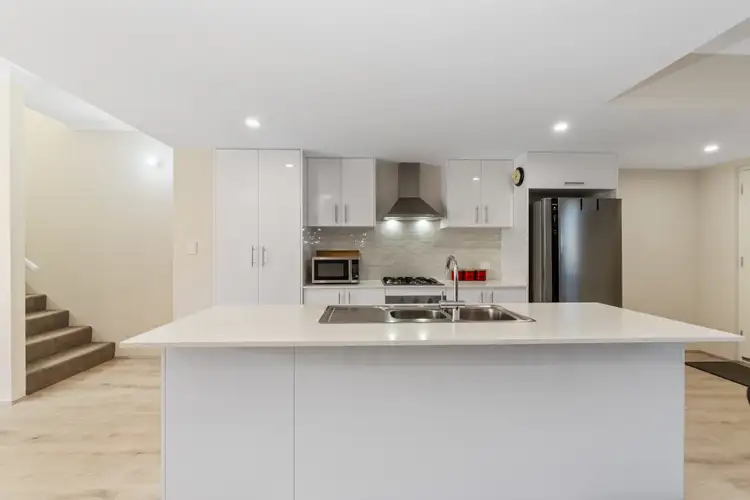 10 The Straits, Clarkson WA 6030