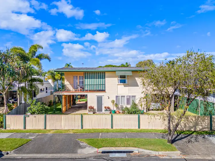 74 Twenty Sixth Avenue, Palm Beach QLD 4221