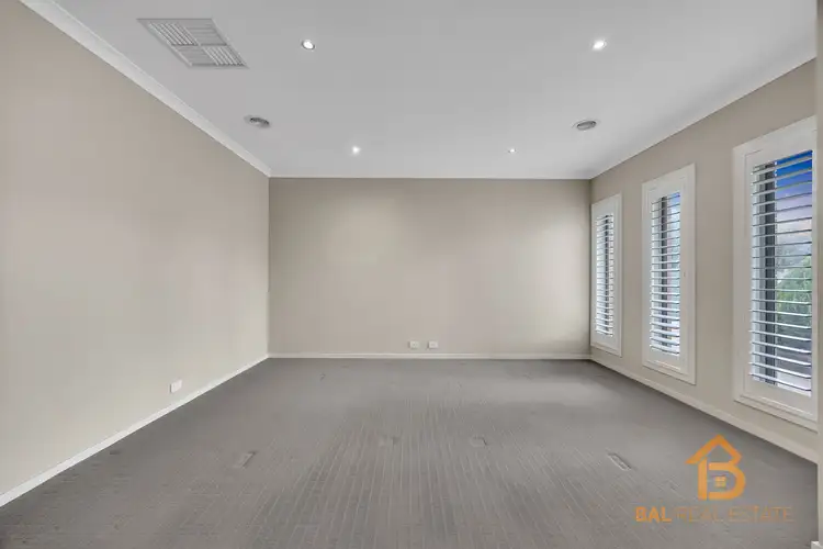 Fifth view of Homely house listing, 4 Winona Circuit, Tarneit VIC 3029