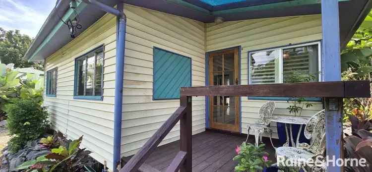 27 Mossman Street, Mossman QLD 4873