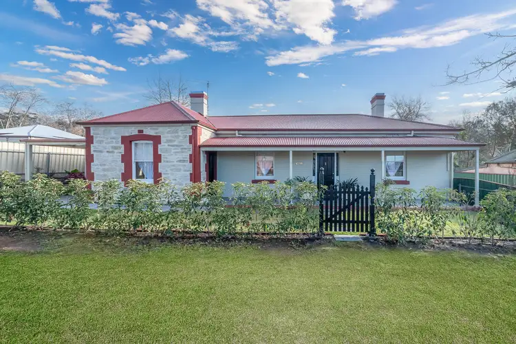 1 Druids Avenue, Mount Barker SA 5251