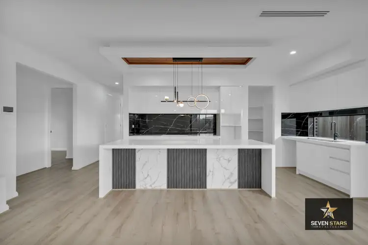 Fifth view of Homely house listing, 5 Kinross Street, Beveridge VIC 3753