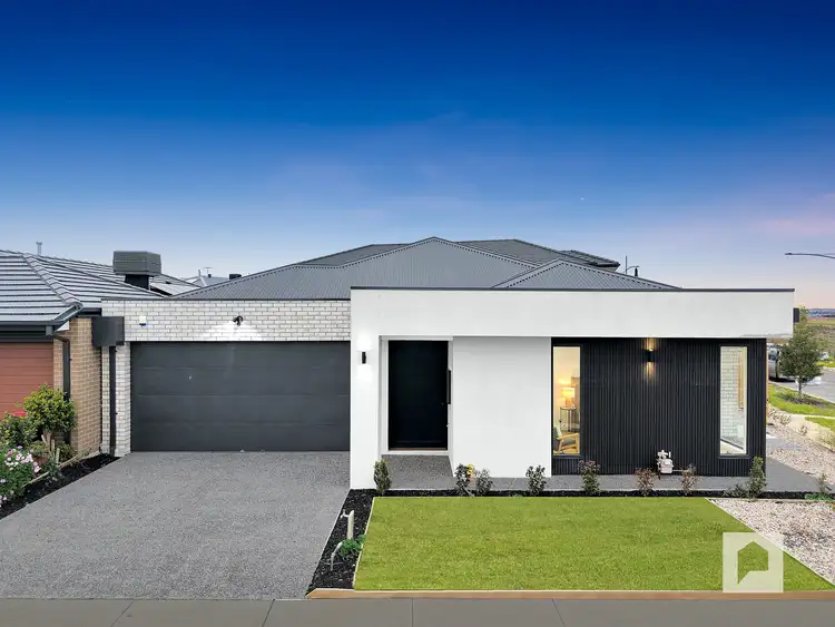Main view of Homely house listing, 7 Raindrop Circuit, Fraser Rise VIC 3336