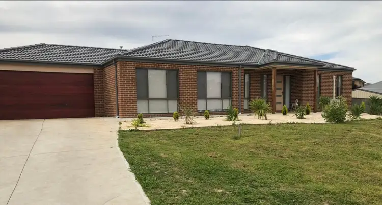 5 Luke Court, Drouin VIC 3818