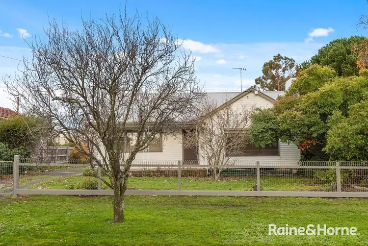 Second view of Homely house listing, 86 Edgecombe Street, Kyneton VIC 3444