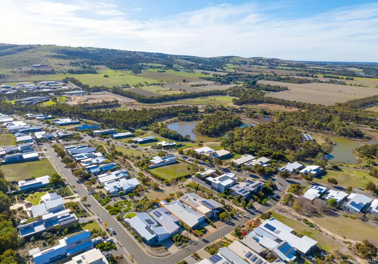 Second view of Homely house listing, 5 Peregrine Place, Chiton SA 5211