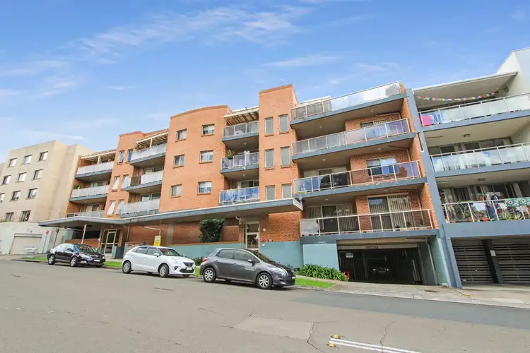 8/97 Anzac Avenue, West Ryde NSW 2114