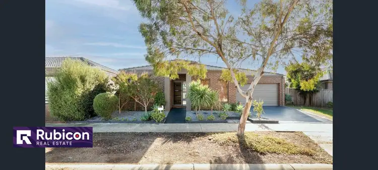 10 Nantha Way, Brookfield VIC 3338
