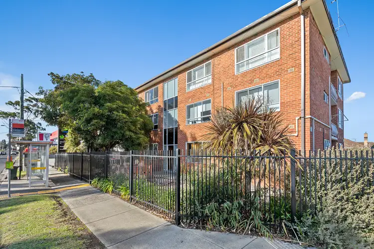 16/437 Ballarat Road, Sunshine VIC 3020
