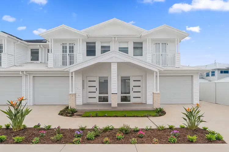 18 Foreshore Avenue, Lake Cathie NSW 2445