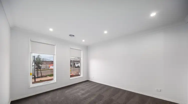 Fourth view of Homely house listing, 3 Hanson Street, Thornhill Park VIC 3335