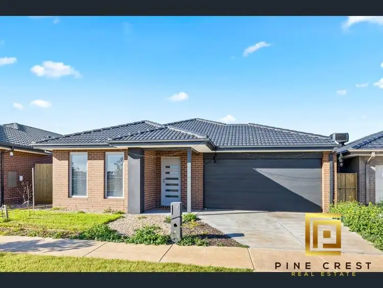 4 Taxon Rd, Weir Views VIC 3338