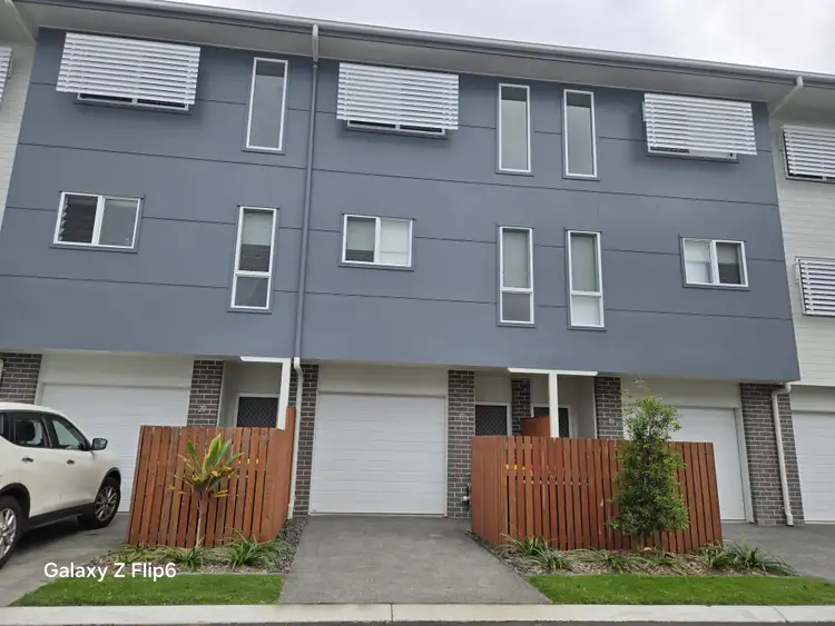 19/8 Taylor Place, Mackenzie QLD 4156