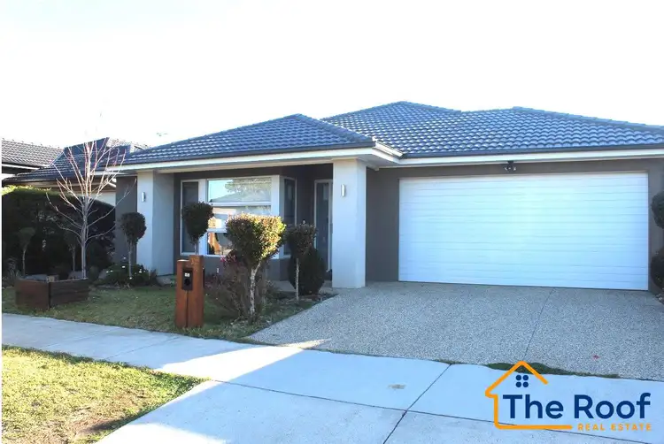 34 BURGESS AVENUE, Armstrong Creek VIC 3217