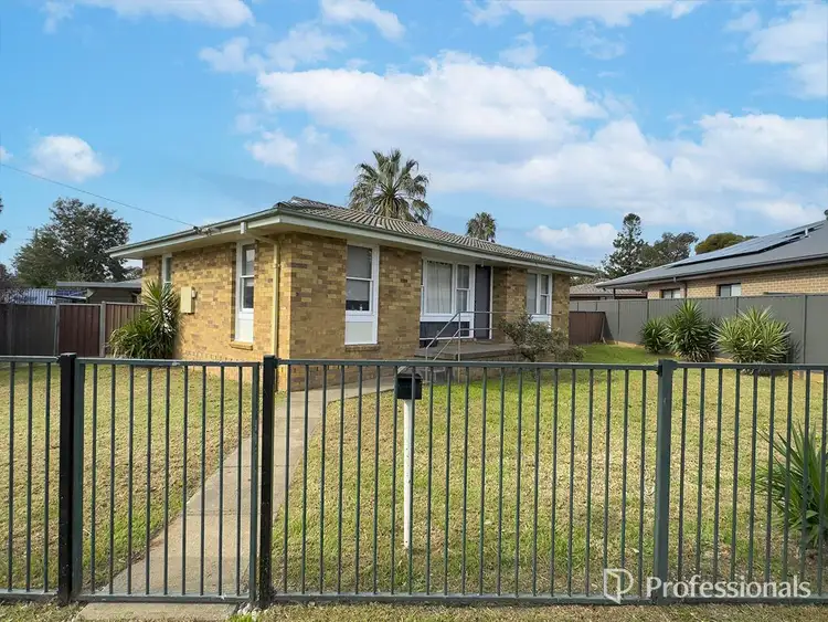 31 Sue Crescent, West Tamworth NSW 2340