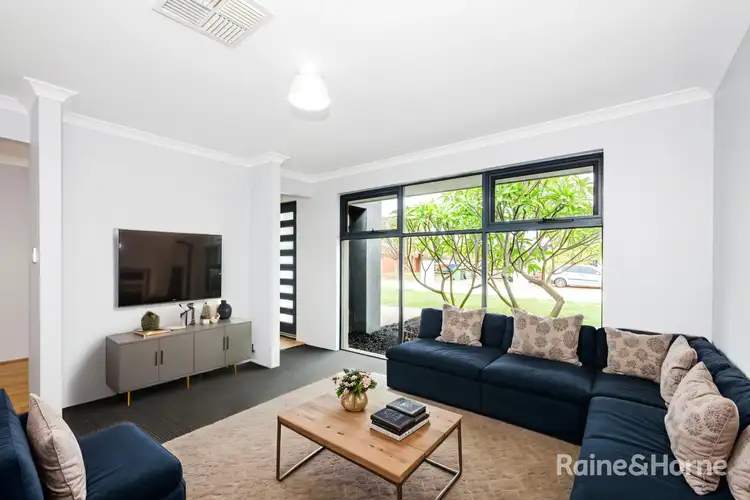 Third view of Homely house listing, 8 Sunset Circle, Pinjarra WA 6208