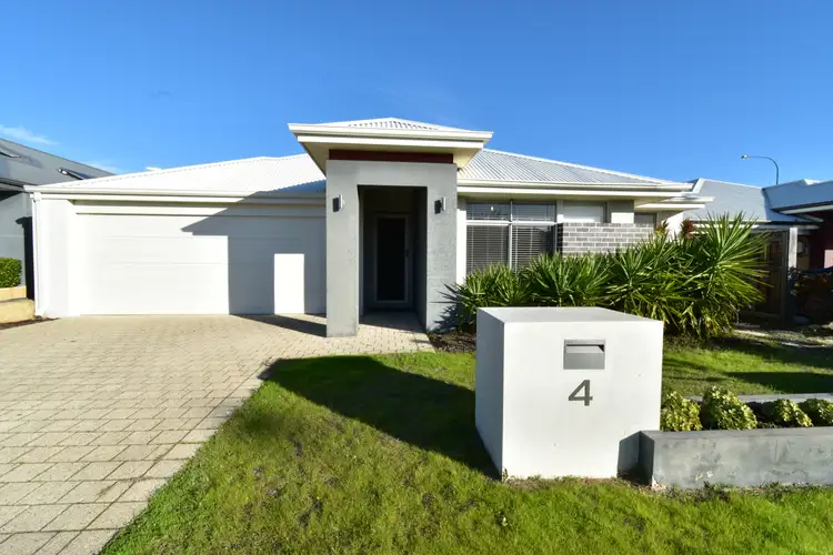 4 Crystal Terrace, Wellard WA 6170