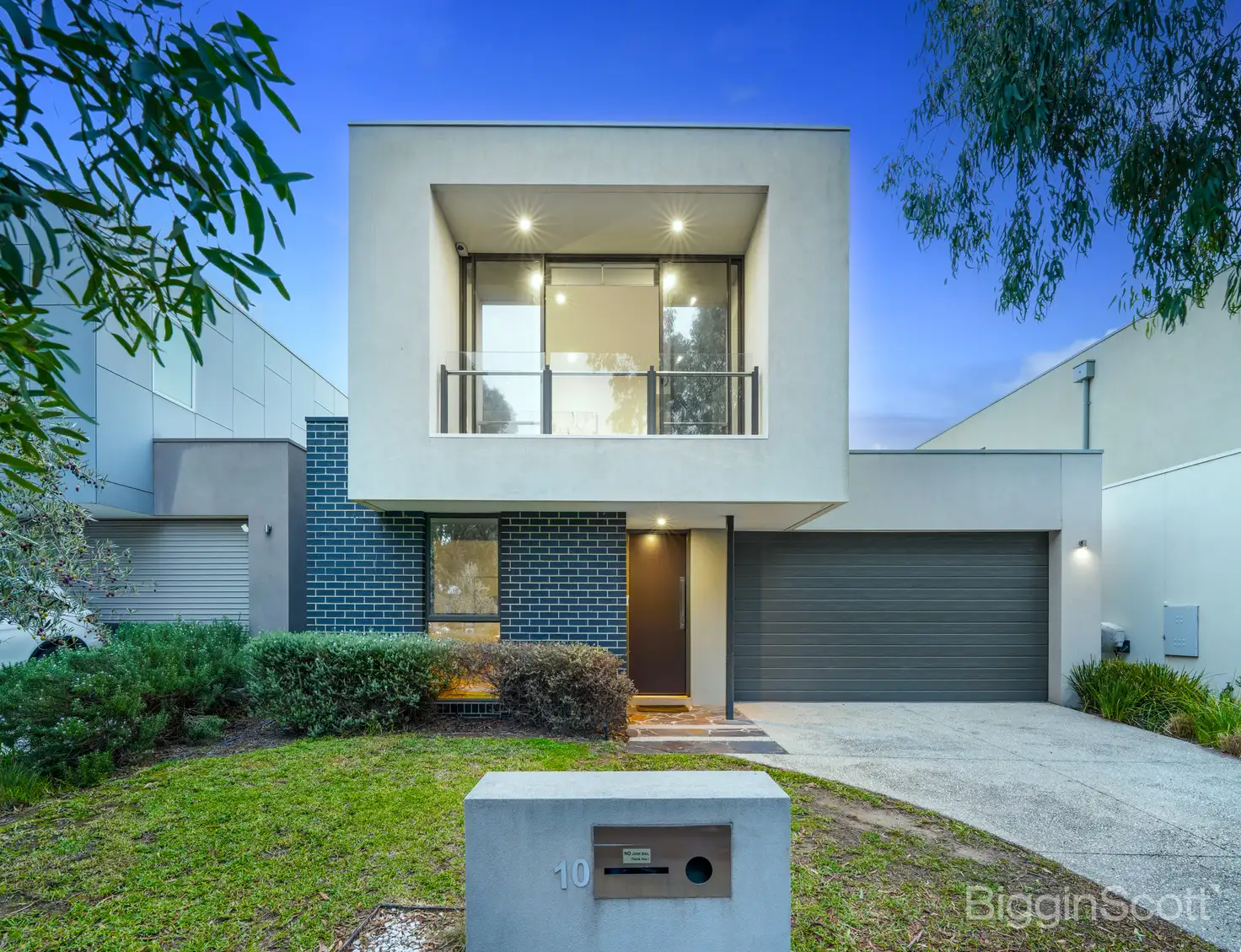 Main view of Homely house listing, 10 Eucalyptus Drive, Maidstone VIC 3012