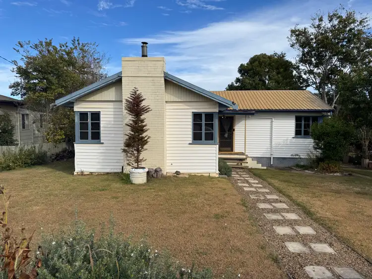 33 Fitzroy Street, Kingaroy QLD 4610