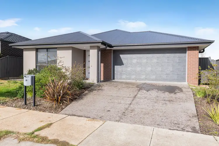 29 Mary Drive, Alfredton VIC 3350