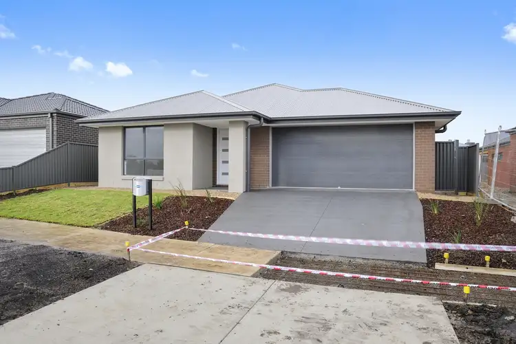 29 Mary Drive, Alfredton VIC 3350