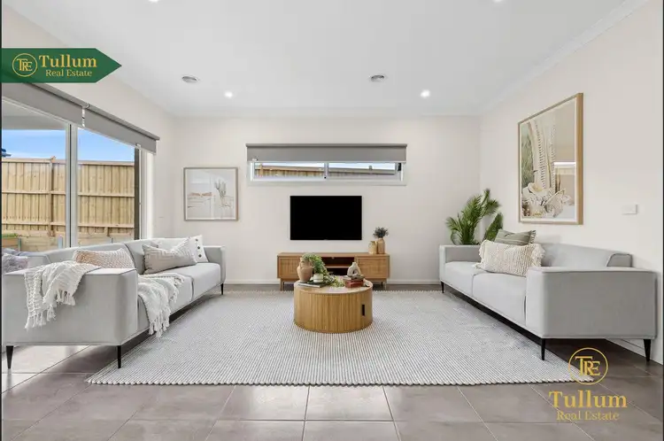 Second view of Homely house listing, 3 Neilrex Court, Cranbourne East VIC 3977