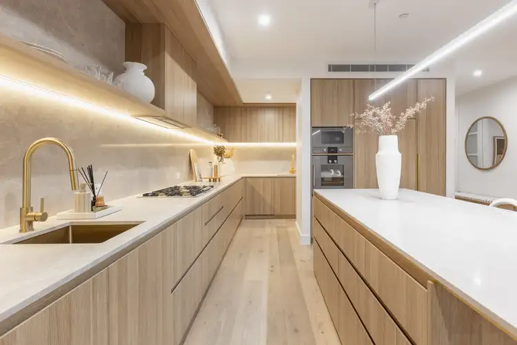 602/949-951 Gold Coast Highway, Palm Beach QLD 4221