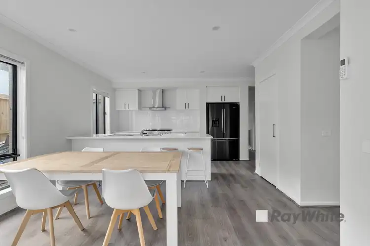 Fifth view of Homely house listing, 20 Leaf Way, Officer VIC 3809