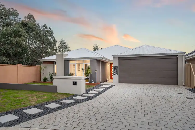 35 Pindipindi Loop, Byford WA 6122