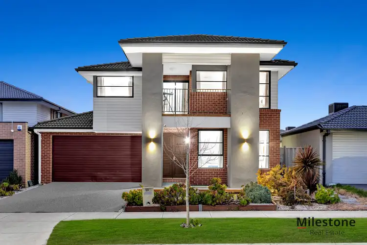 54 Scotland Circuit, Cranbourne West VIC 3977
