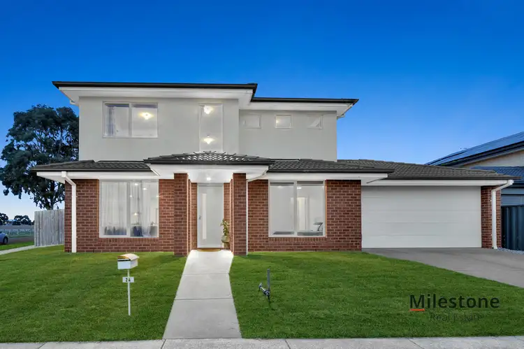 24 Waltzing Drive, Lynbrook VIC 3975