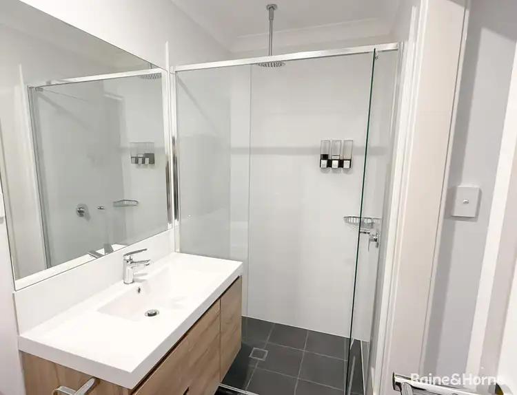 Fourth view of Homely house listing, 2/10 Minmi Road, Edgeworth NSW 2285