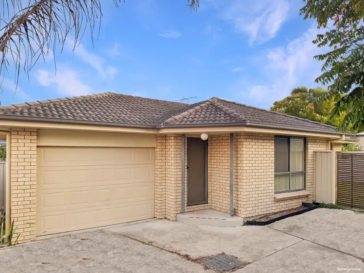 2/76 Brigantine Street, Rutherford NSW 2320