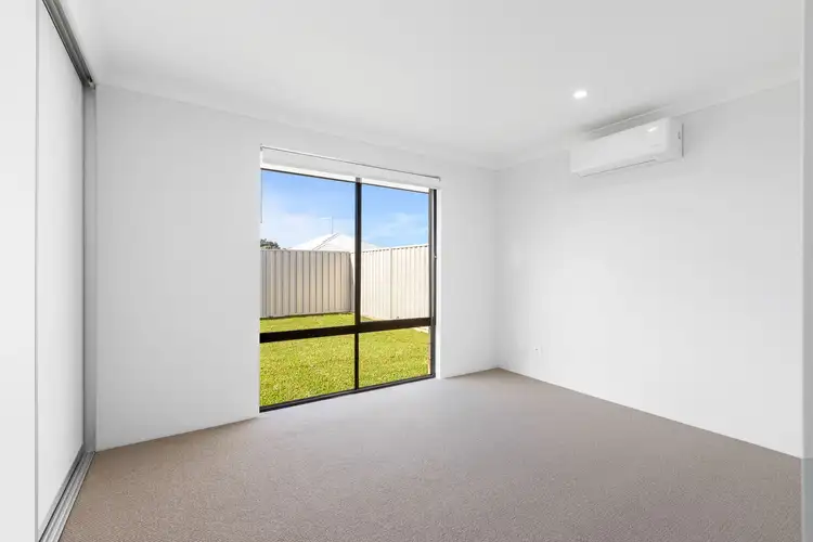 Fourth view of Homely house listing, 11 Enchanted Circuit, Baldivis WA 6171