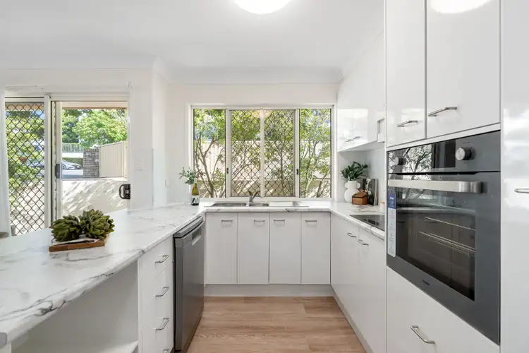Fourth view of Homely villa listing, 1/115 Akonna Street, Wynnum QLD 4178