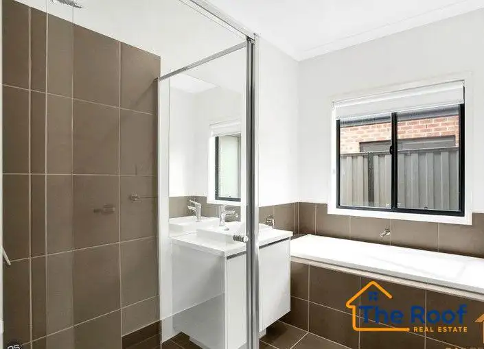 Third view of Homely house listing, 32 CONGO DRIVE, Tarneit VIC 3029