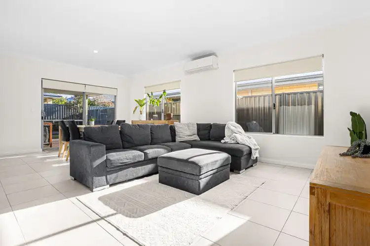 Second view of Homely house listing, 15 Topiary Avenue, Piara Waters WA 6112