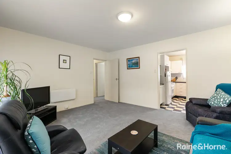Fifth view of Homely apartment listing, 2/77 Dover Road, Williamstown VIC 3016