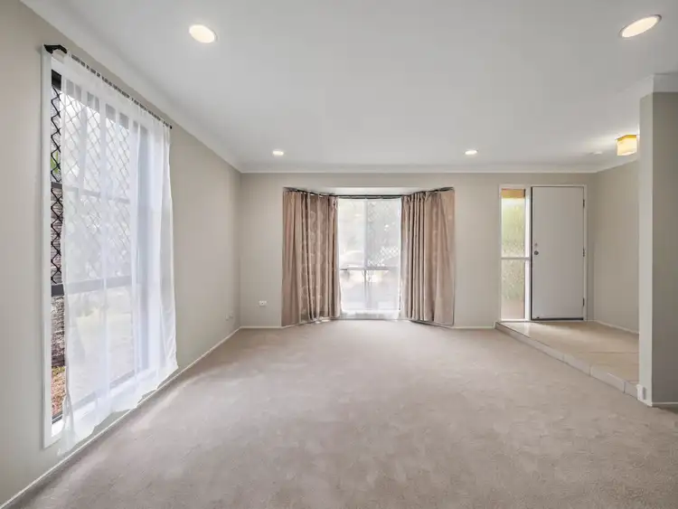 Fifth view of Homely house listing, 2 Grenadier Court, Runcorn QLD 4113