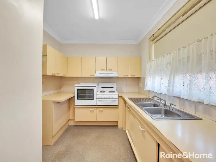 Third view of Homely house listing, 12/29a View Street, Kelso NSW 2795