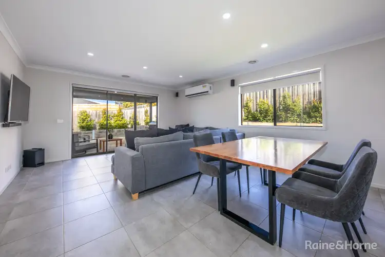 Fifth view of Homely house listing, 40 Wedmore Crescent, Sunbury VIC 3429