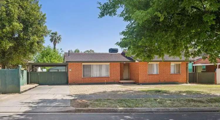 4 Preston Street, Elizabeth Downs SA 5113