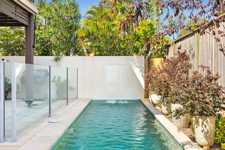 2/16 Elizabeth Street, Noosaville QLD 4566